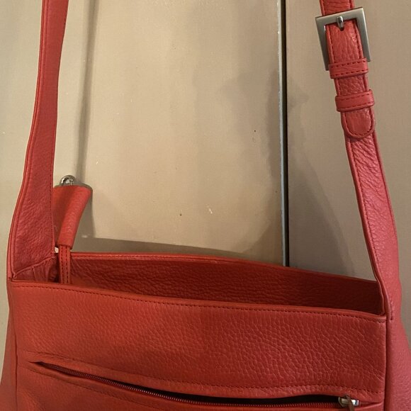 Original CREE - Full Grain Leather Cross Body Tote. Statement Bag - Picture 6 of 6